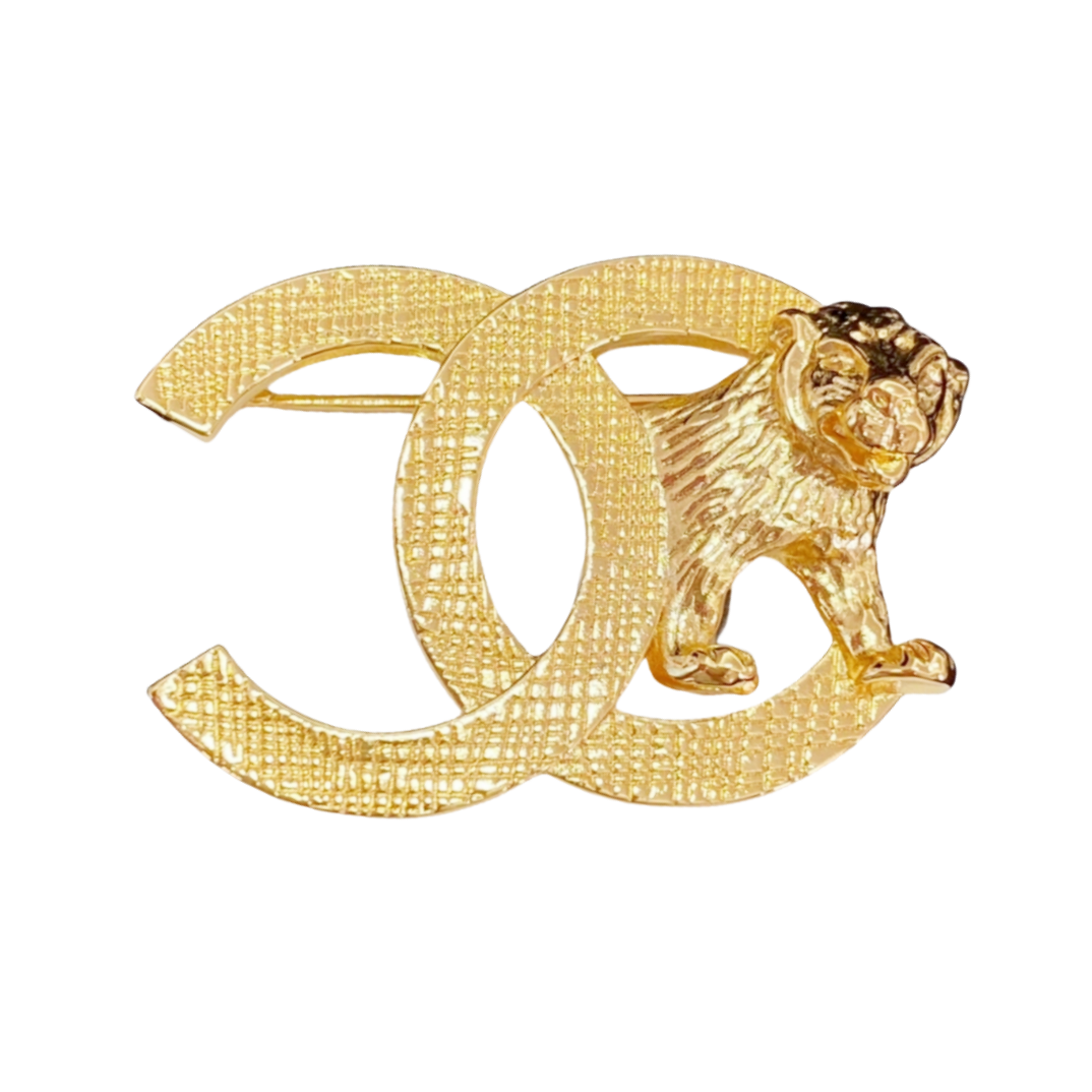 BCB458 Vintage metal Embossed lion brooch pin - ccjewelryacc