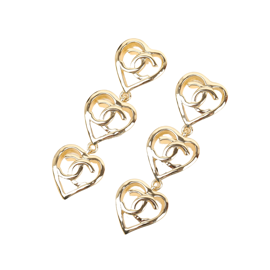 CCE079 Heart Shape with  CC logo earrings - ccjewelryacc