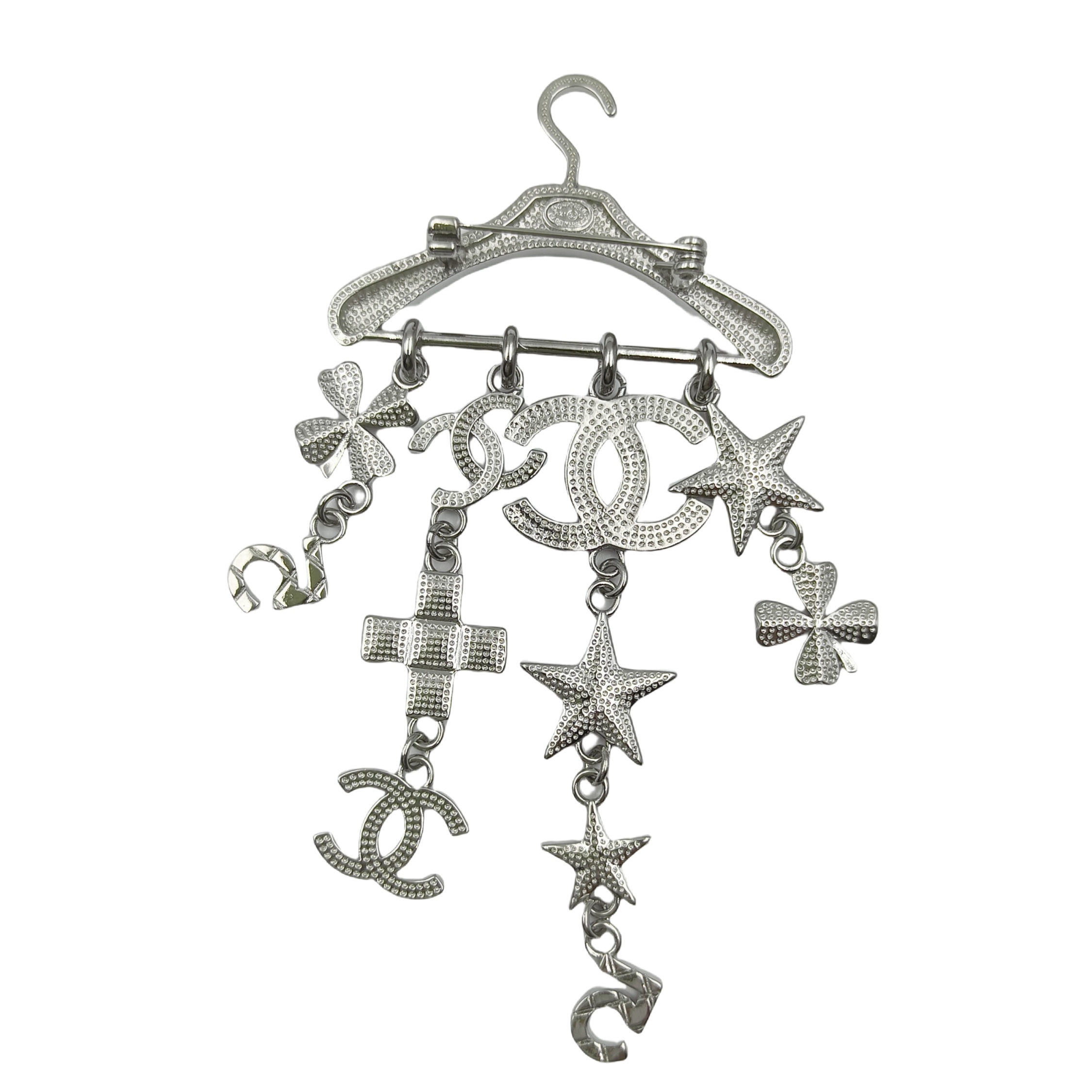 BCB085 Hanger with cc logo clover stars charm brooch pin - ccjewelryacc