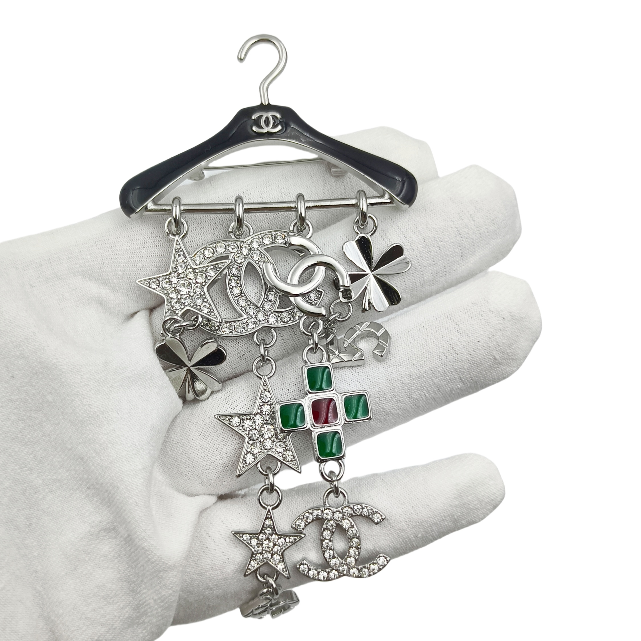 BCB085 Hanger with cc logo clover stars charm brooch pin - ccjewelryacc