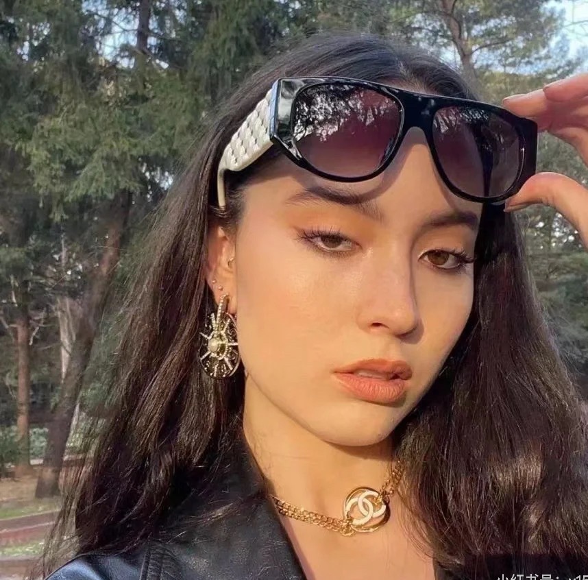 CCN563 Metal chain enamel cc logo choker necklace - ccjewelryacc