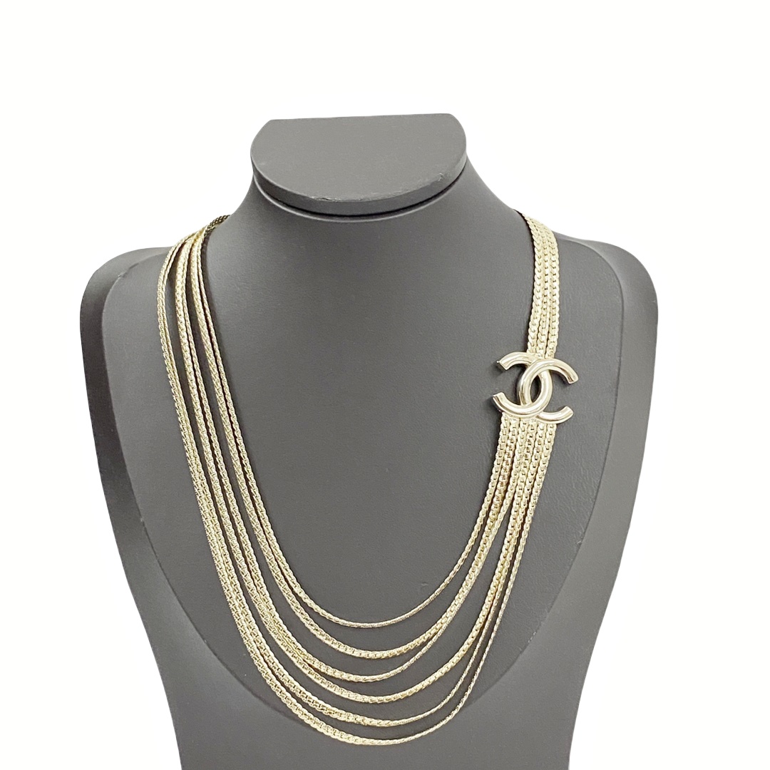 CCN561 Metal multilayer snake chain with CC logo necklace - ccfashionjewelry