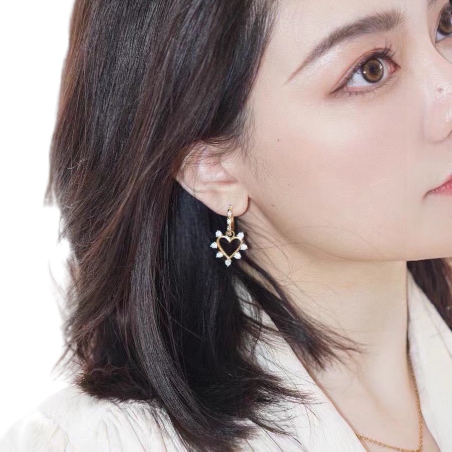 CLE065 Act de Triomphe heart drop earring in metal and crystal - ccjewelryacc