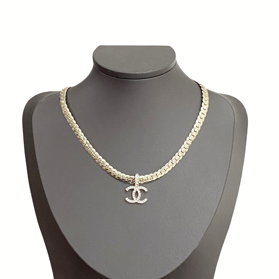 CCN312 24P CC logo pendant necklace - ccjewelryacc