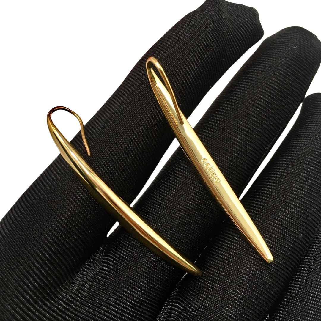 CLE073 Ciline Act de Triomphe novluno hook earring in metal - ccjewelryacc