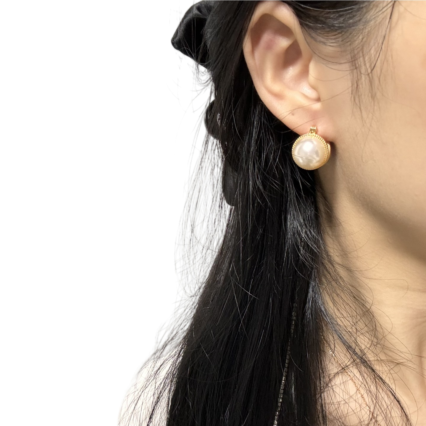 CLE064 Act de Triomphe clip earring in metal and pearl - ccjewelryacc