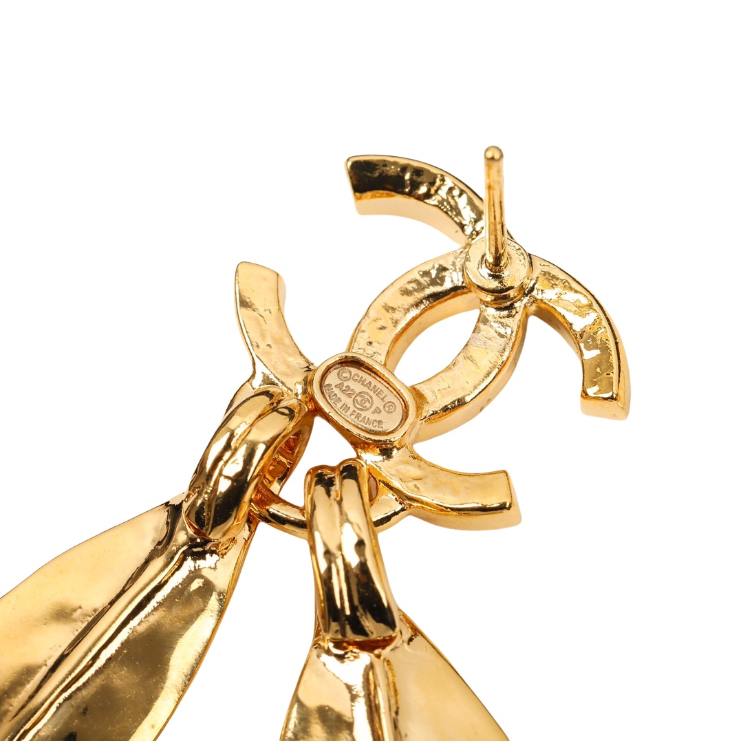 CCE893 Vintage leaf cc logo stud earring - ccjewelryacc