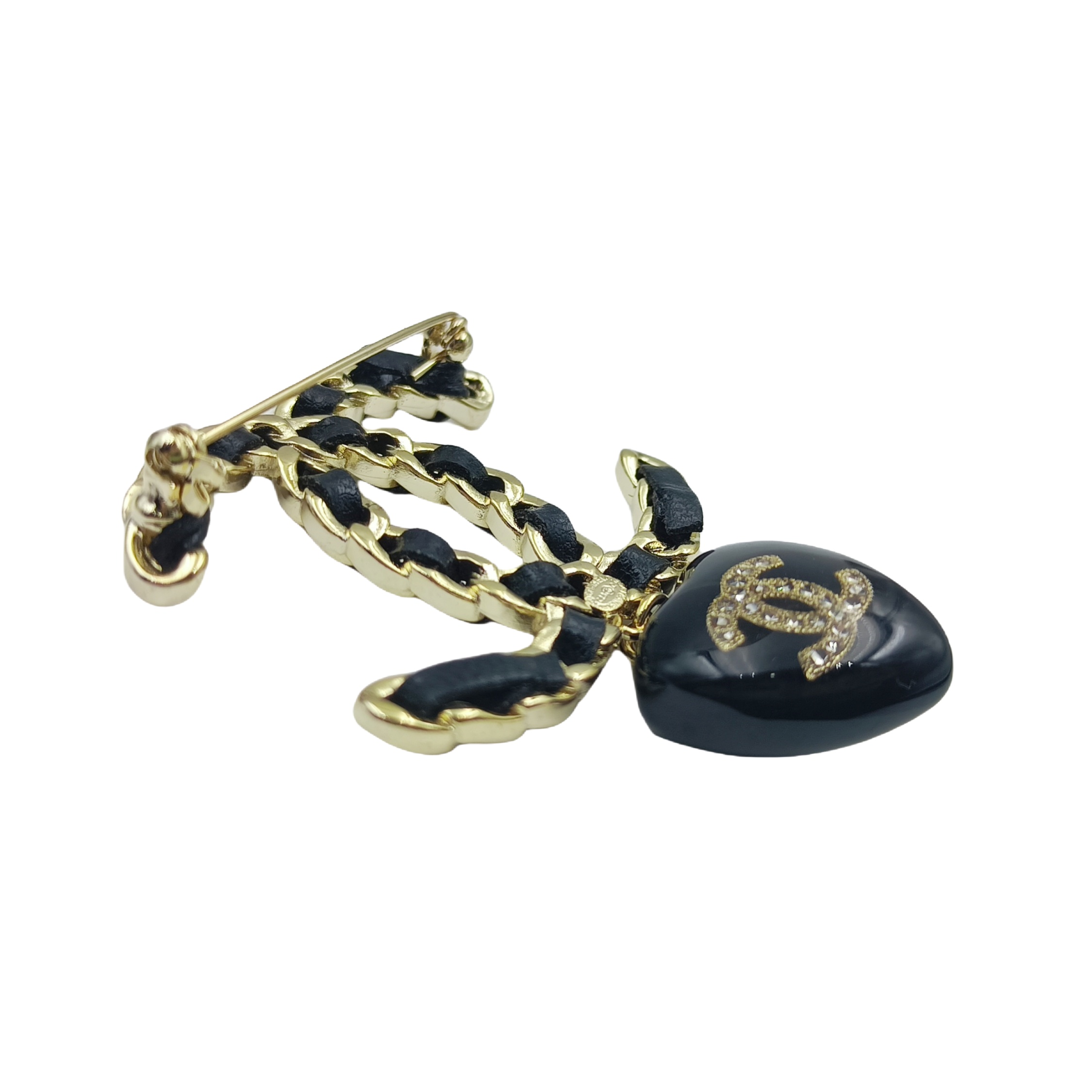 BCB064 Metal leather CC logo and heart pendant brooch pines - ccjewelryacc