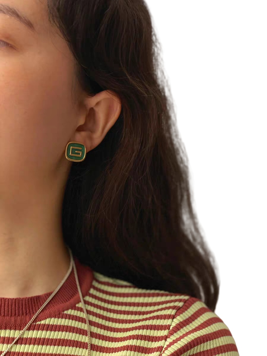 GGE067 G Logo enamel stud earring - ccjewelryacc