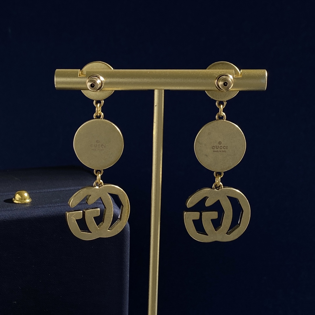 GGE084 Pearl and crystal GG logo drop earring - ccjewelryacc