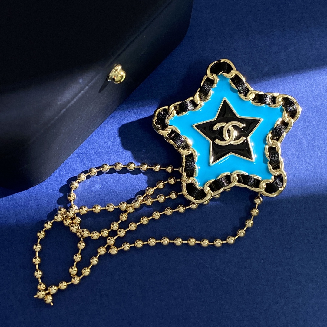 BCB401 Metal leater Blue star with cc logo brooch pin - ccjewelryacc