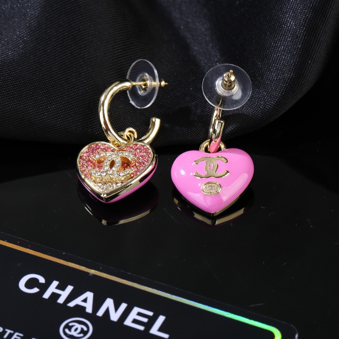 CCE034 23p Full crystal CC pink heart earring - ccjewelryacc
