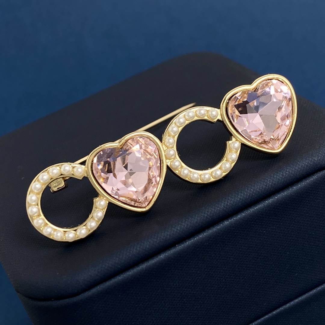 BCB099 Pink heart crystal and pearls COCO brooch Pin - ccjewelryacc
