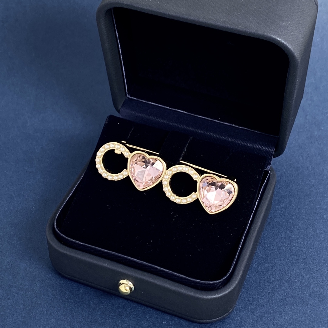 BCB099 Pink heart crystal and pearls COCO brooch Pin - ccjewelryacc