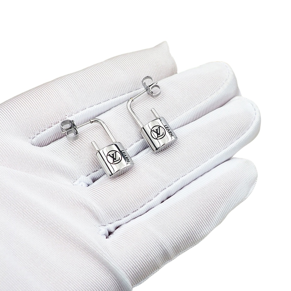 LVE087 Metal L&V Lockit earring - ccjewelryacc