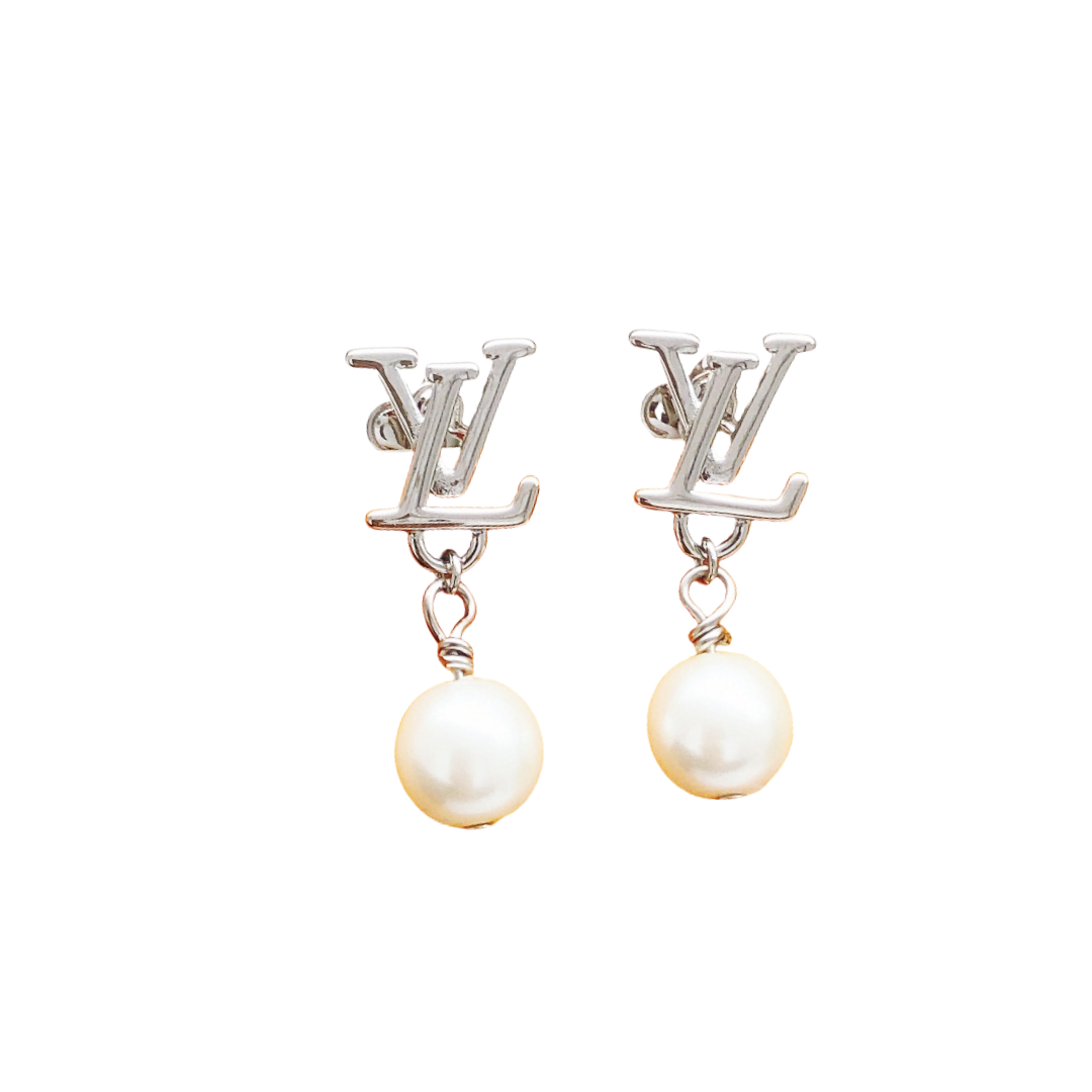LVE081 Metal vl logo pearl pendant earring - ccjewelryacc