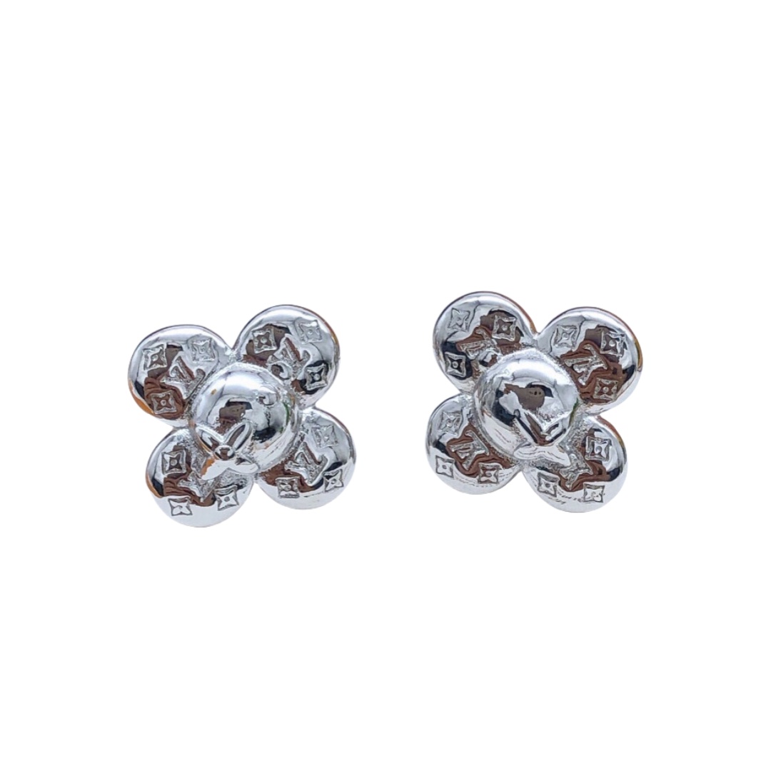 LVE107 L&V Clover flower stud earring in metal - ccjewelryacc