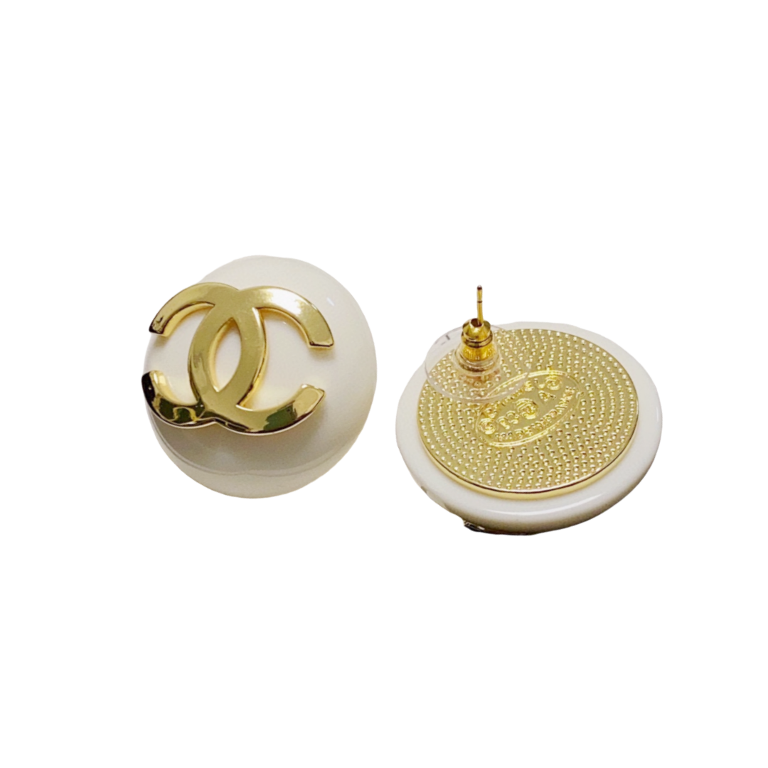 CCE739 CC button stud earrings - ccjewelryacc