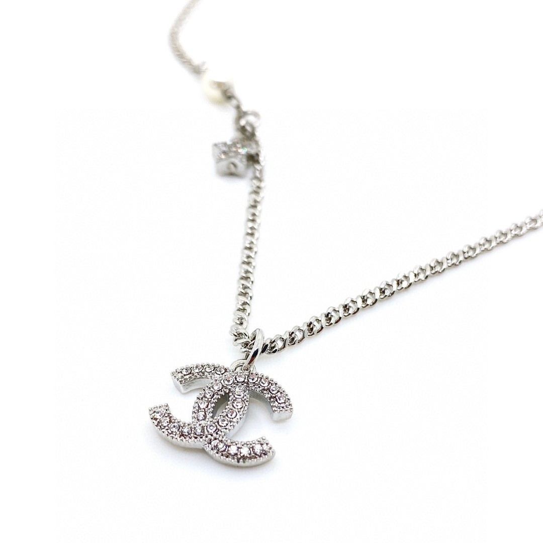 CCN033 Crystal CC logo and star pendant Necklace - ccjewelryacc