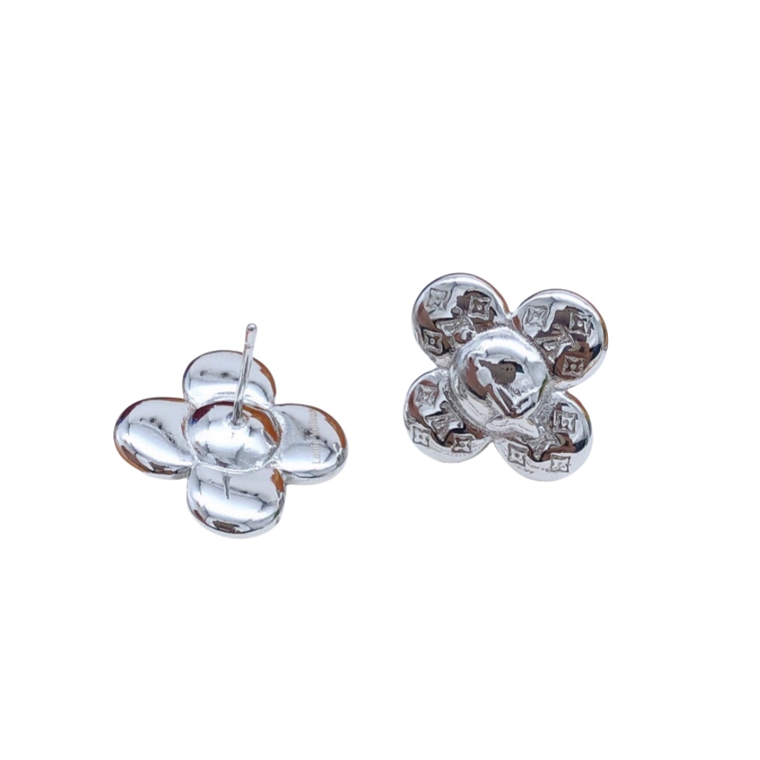 LVE107 L&V Clover flower stud earring in metal - ccjewelryacc