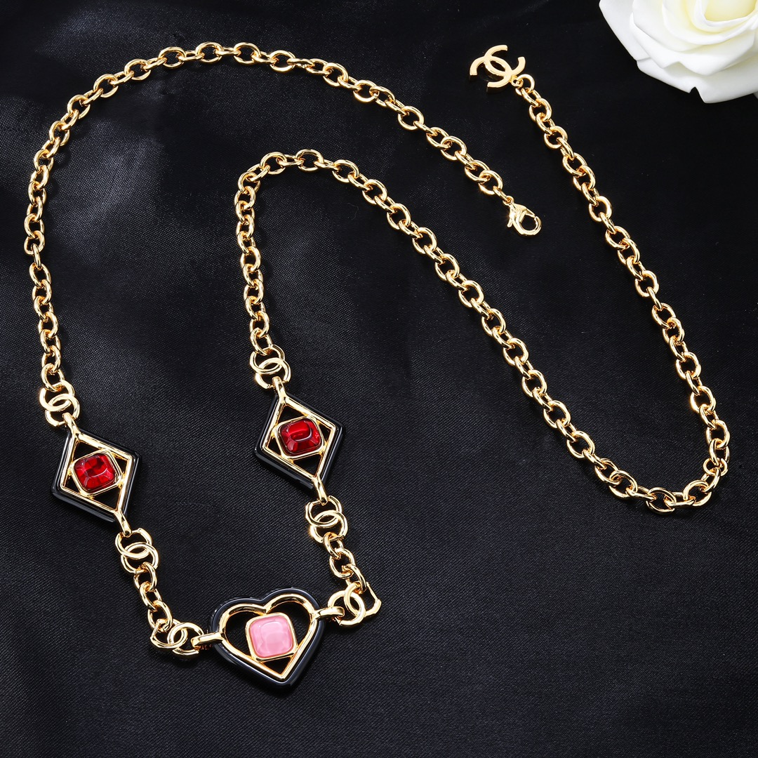 CCW108 CC Logo Metal chain and pink heart charm waist chain belt - ccjewelryacc