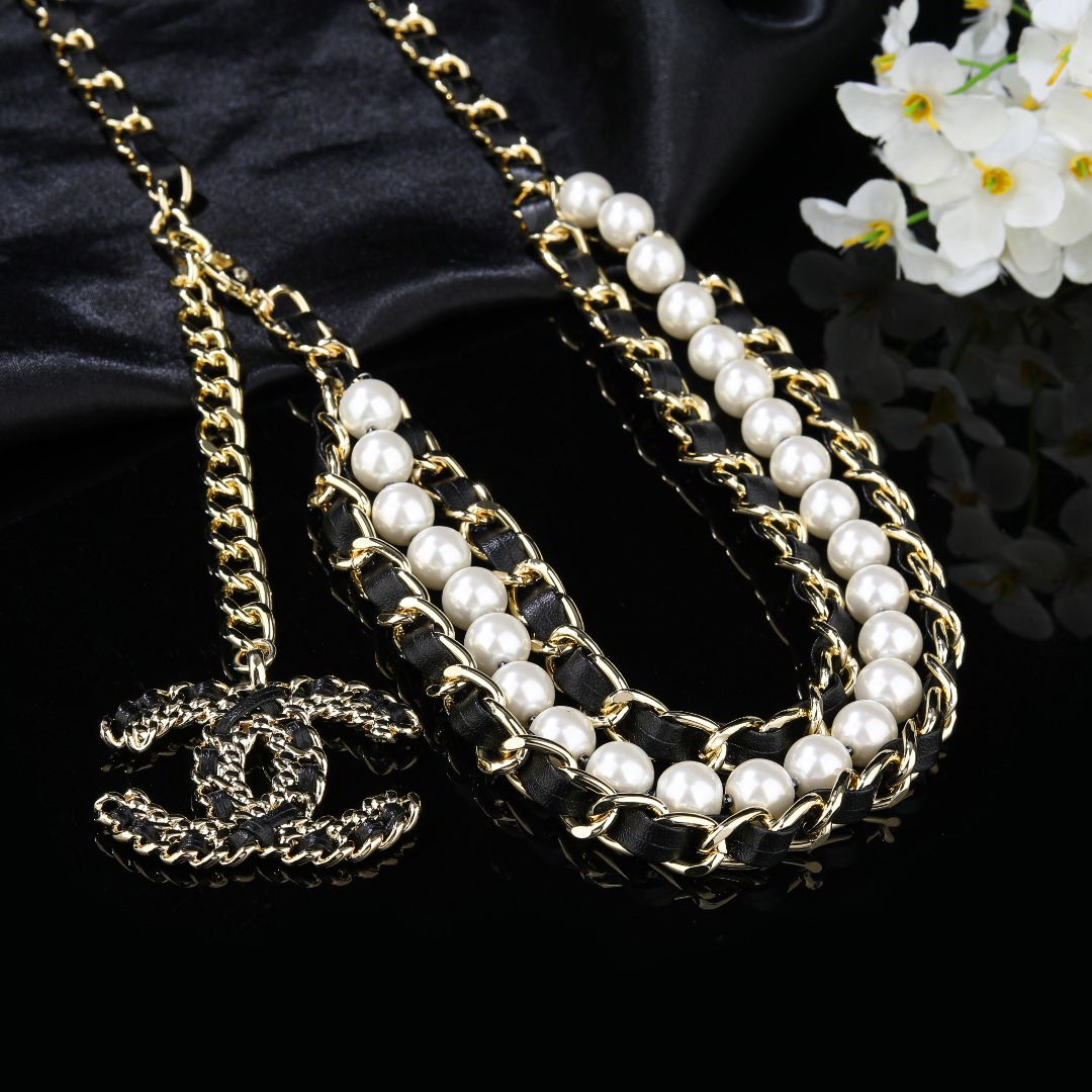 CCW002 Metal leater with CC logo charm Waist chain - ccjewelryacc