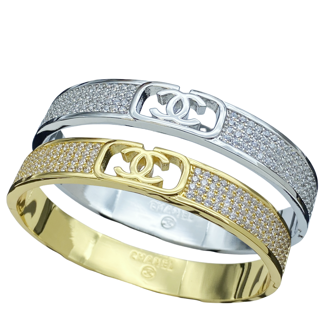 CCS002 Metal and crystal CC Bangle bracelet - ccjewelryacc
