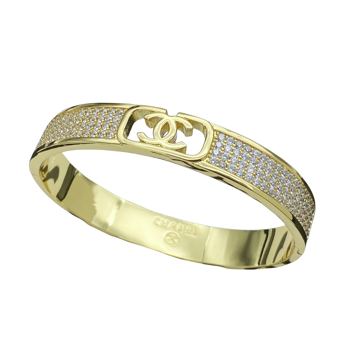 CCS002 Metal and crystal CC Bangle bracelet - ccjewelryacc