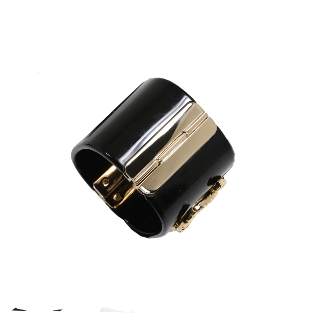 CCS102 CC acrylic cuff Bracelet - ccjewelryacc