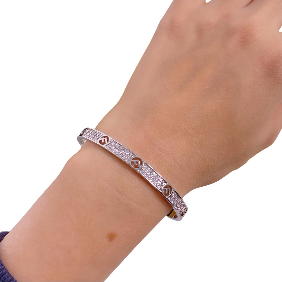 FDS007 F Is  bangle Bracelet - ccjewelryacc