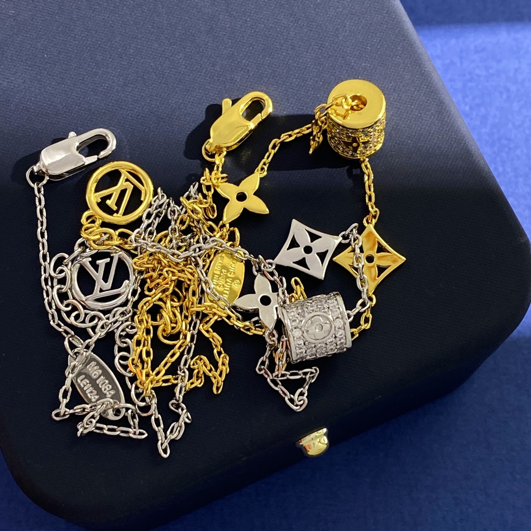 LVN035 VL Monogram Lucky Bead charms necklace - ccjewelryacc