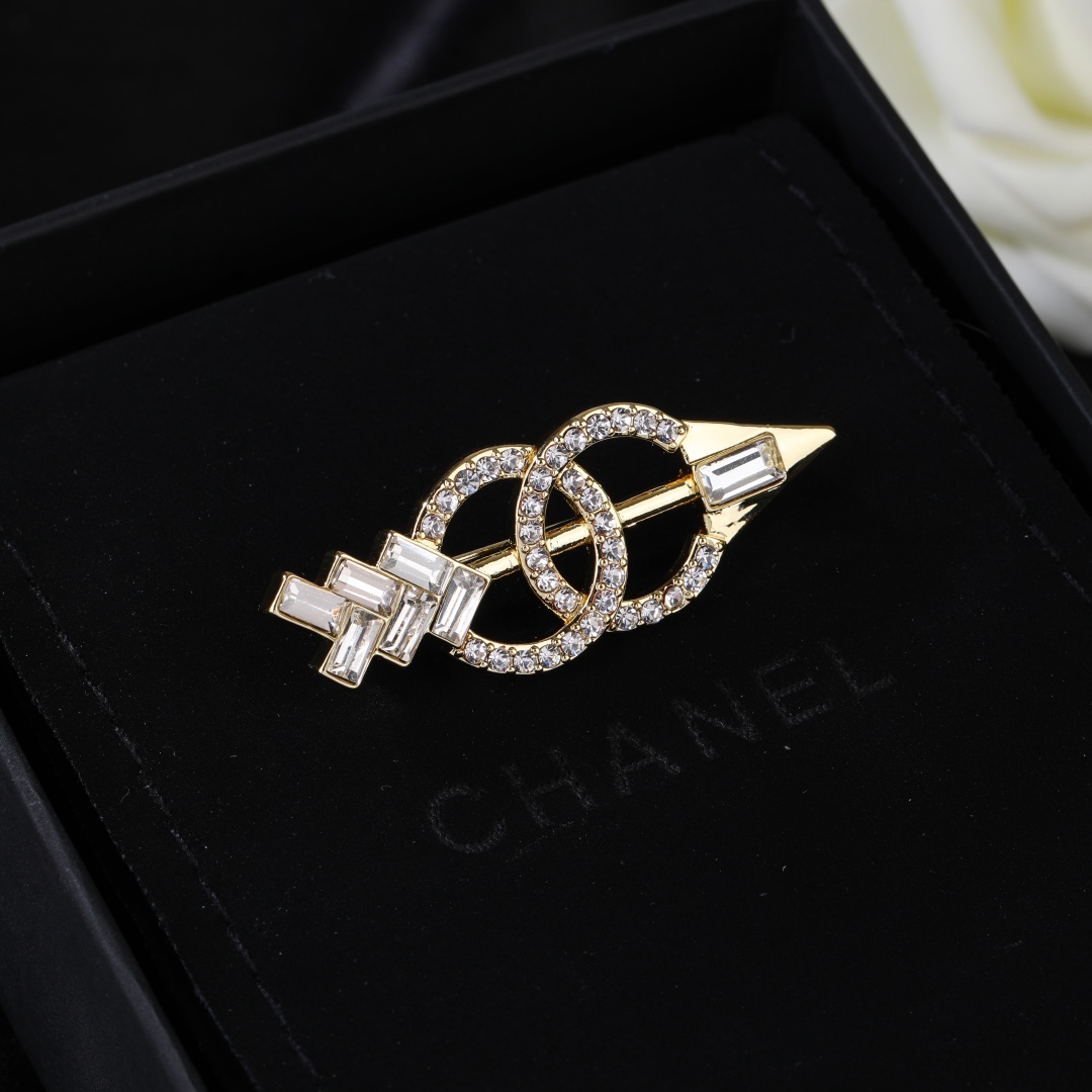 BCB170 Cupid's arrow CC brooch pin - ccjewelryacc