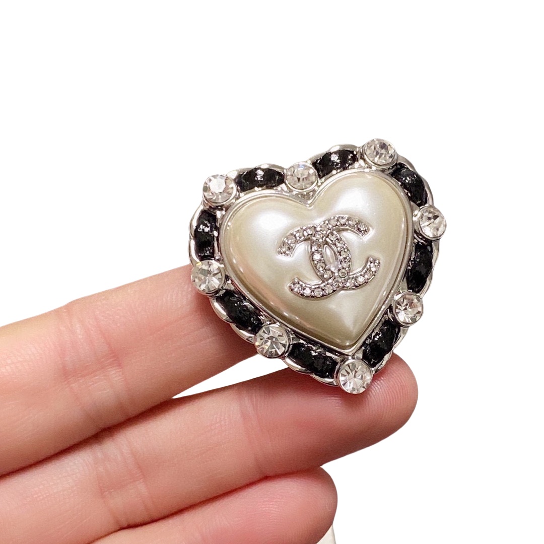 BCB368 Black leather crystal heart with CC logo brooch pin - ccjewelryacc