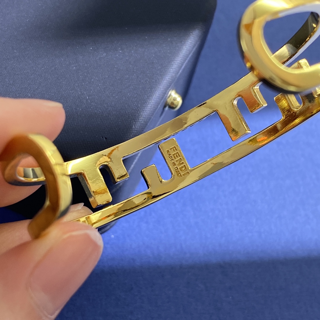 FDS028  F O'LOCK Bangle Bracelet - ccjewelryacc