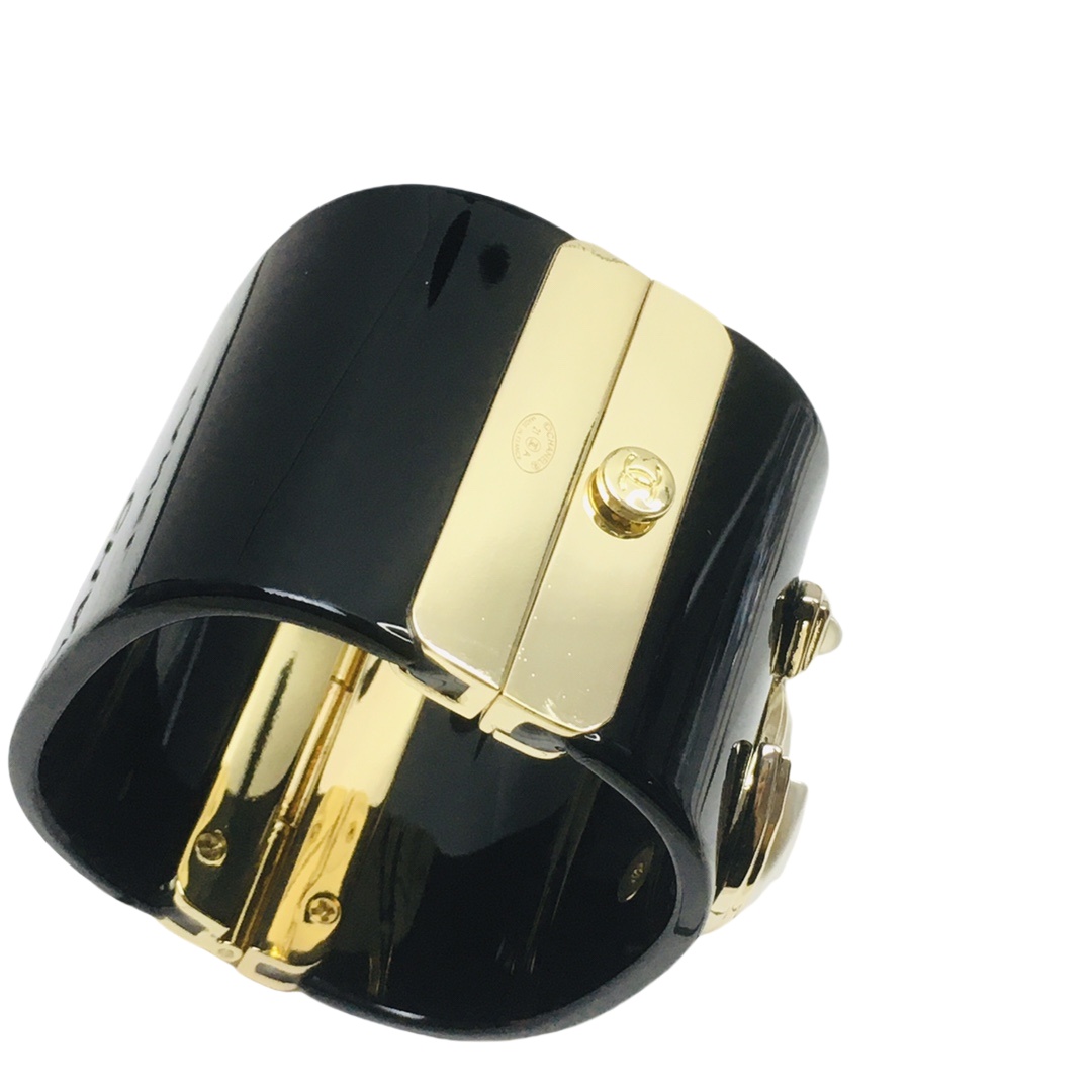 CCS121 CC acrylic cuff bracelet - ccjewelryacc