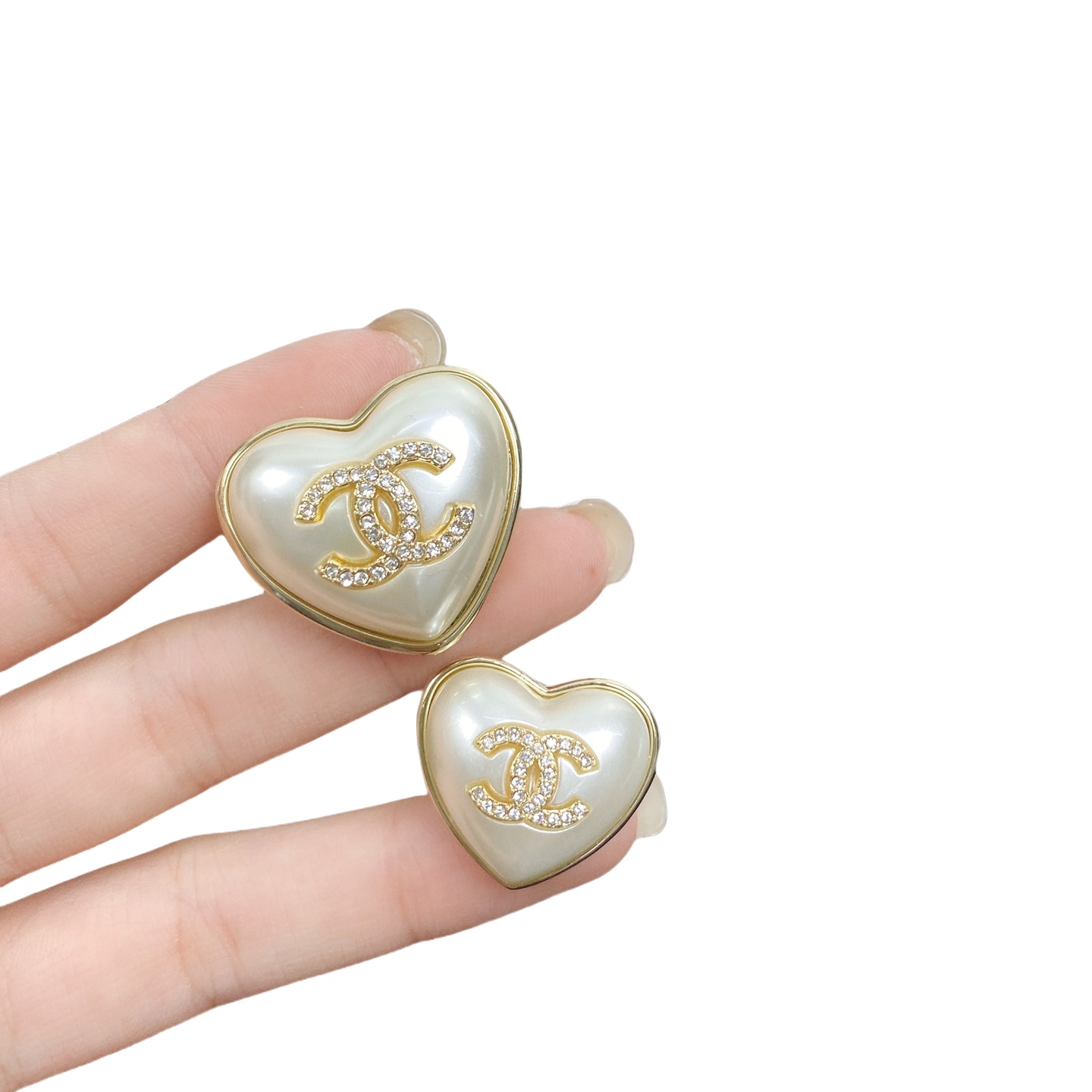BCB044A Set of 2 White Heart with crystal CC Logo brooch pin - ccjewelryacc