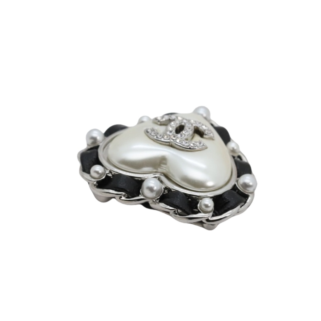 BCB368 Black leather crystal heart with CC logo brooch pin - ccjewelryacc