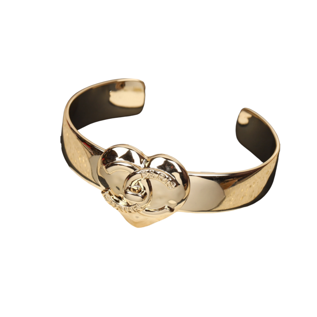 CCS194 Metal Heart CC logo bangle bracelet - ccjewelryacc