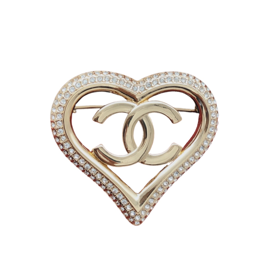 BCB413 Crystal Heart With CC logo brooch pin - ccjewelryacc