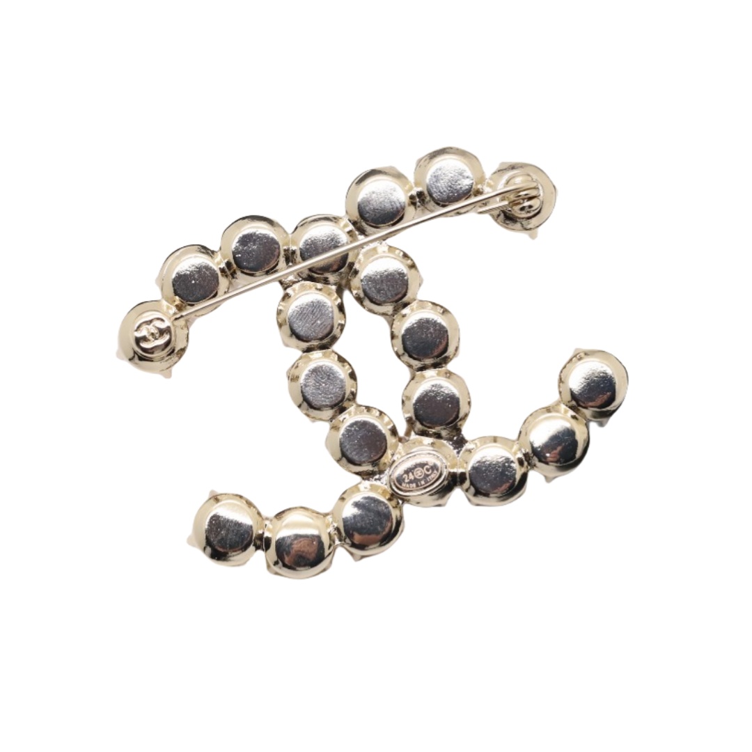 BCB082 Multicolor rhinestone CC logo brooch - ccjewelryacc