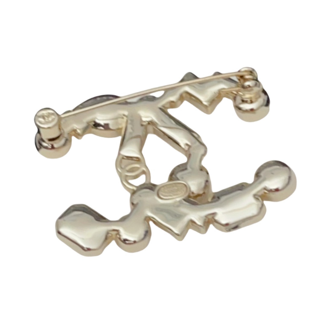 BCB106 Rhinestone and pearl CC logo brooch pin - ccjewelryacc