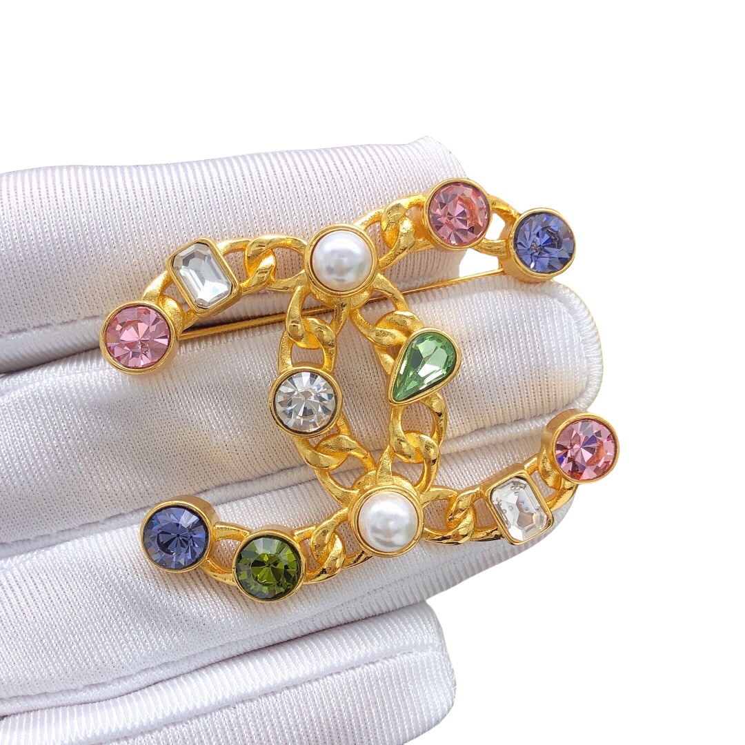 BCB345 Colourful diamond CC Logo brooch pin - ccjewelryacc