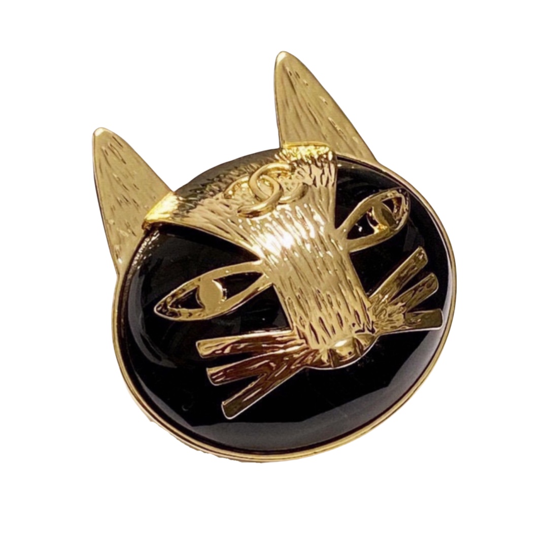 BCB367 Acrylic Cat cc logo brooch pin - ccjewelryacc