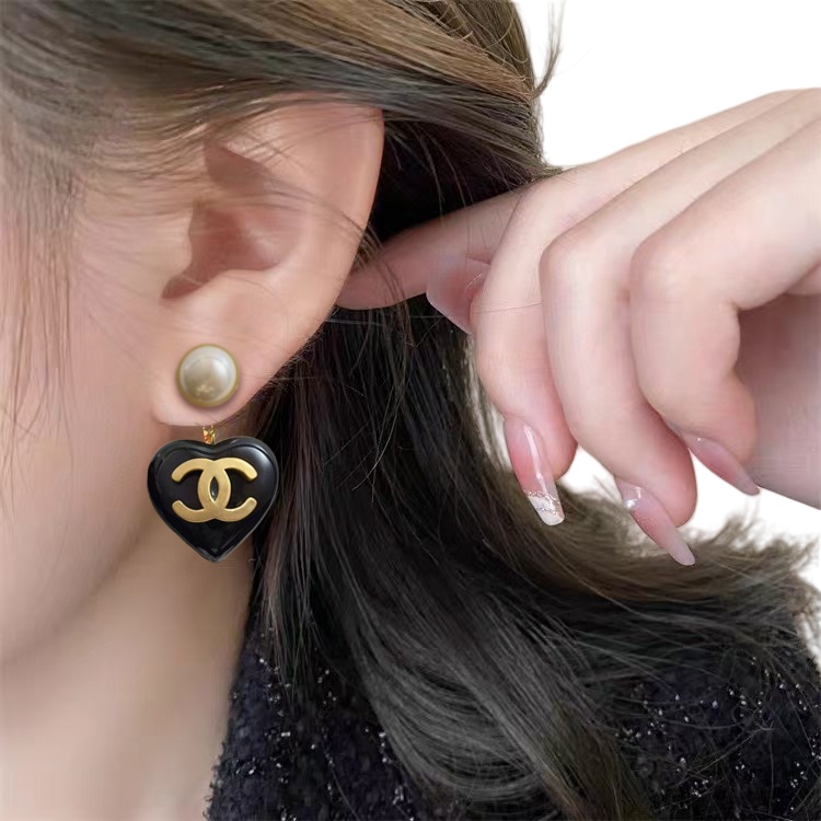 CCE201 Chanel CC pearl and black heart drop earring and necklace - ccjewelryacc