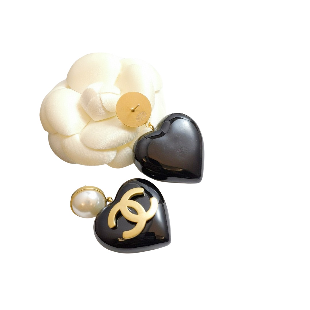 CCE201 Chanel CC pearl and black heart drop earring and necklace - ccjewelryacc