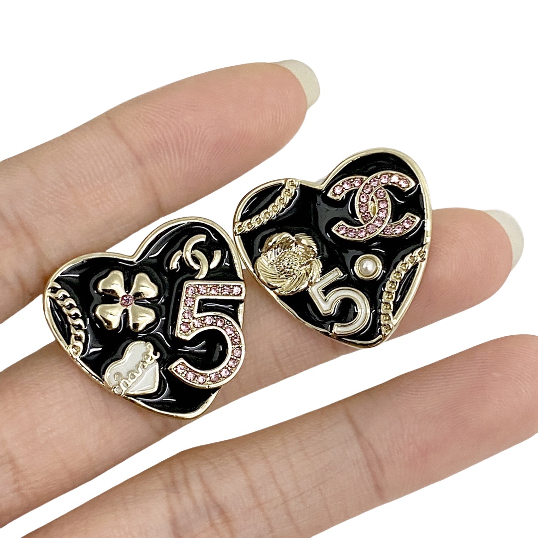 CCE632  Pink /Black enamel Heart /Square shaped multielement Chain No 5 camellia clover and crystal CC Logo Earring - ccjewelryacc