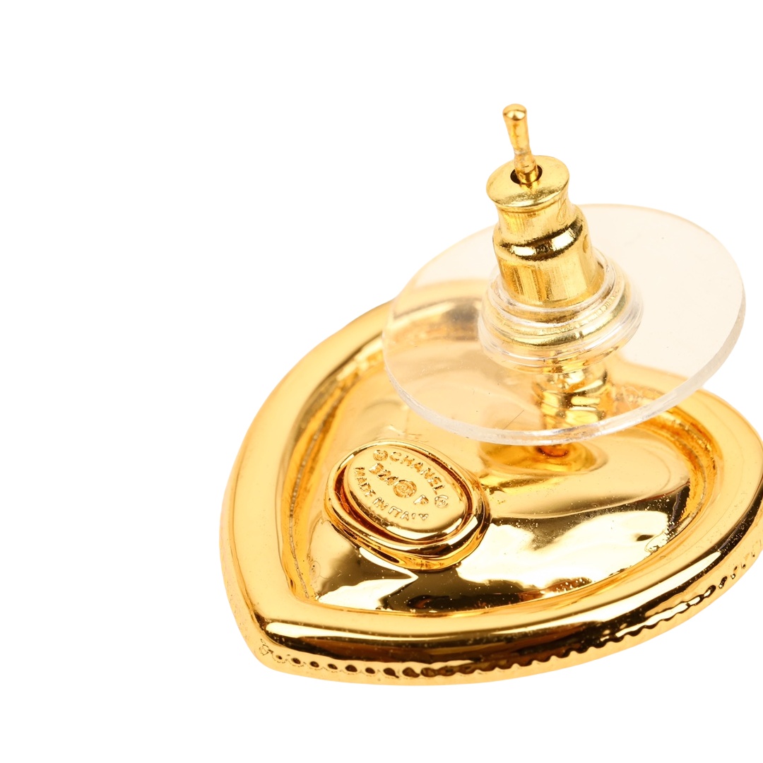 CCE486 24P CC heart stud earring - ccjewelryacc