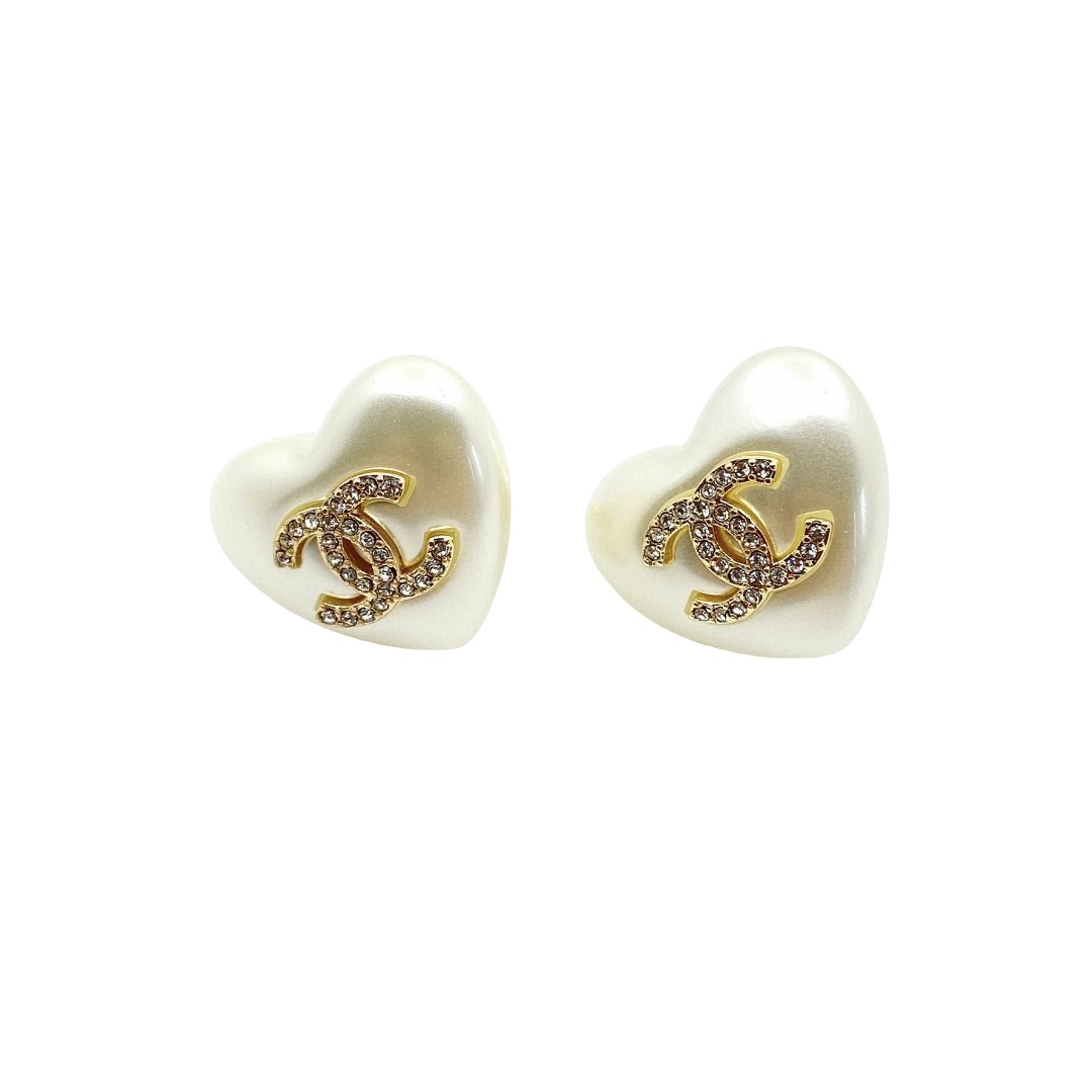 CCE809 Mini Black /white acrylic Heart with crystal cc logo stud earrings - ccjewelryacc