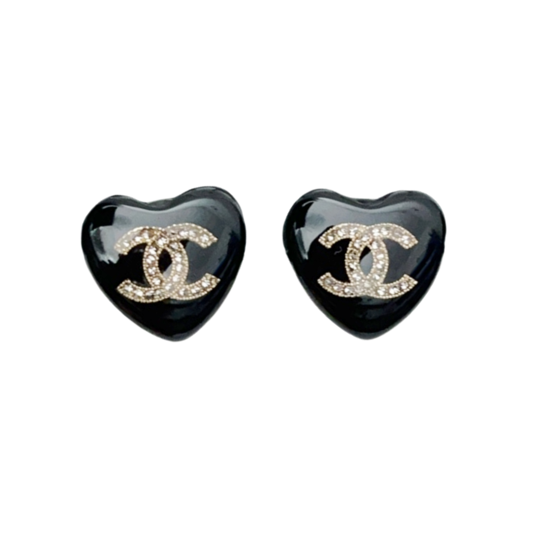 CCE809 Mini Black /white acrylic Heart with crystal cc logo stud earrings - ccjewelryacc