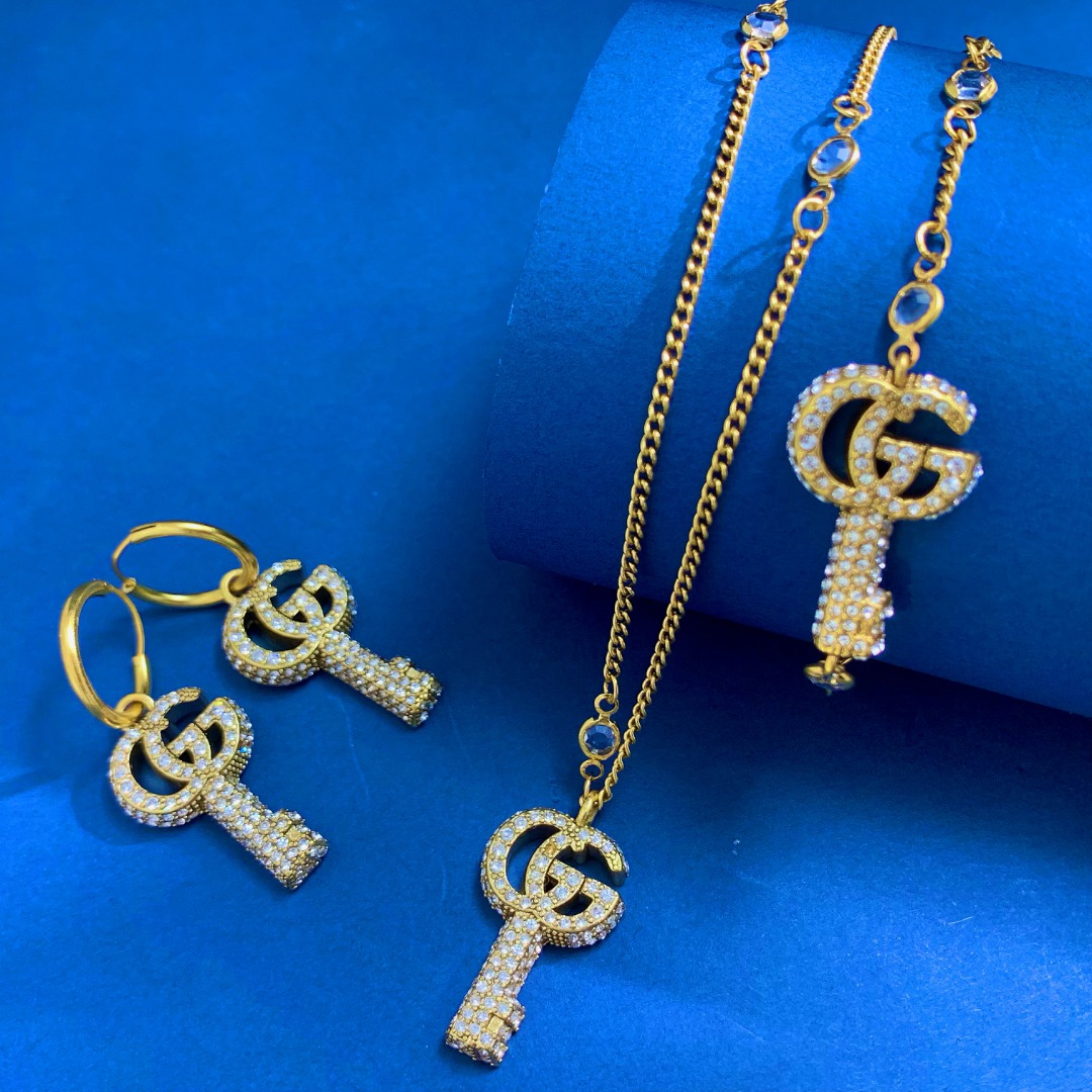 GGN001 Double G key necklace with crystals - ccjewelryacc